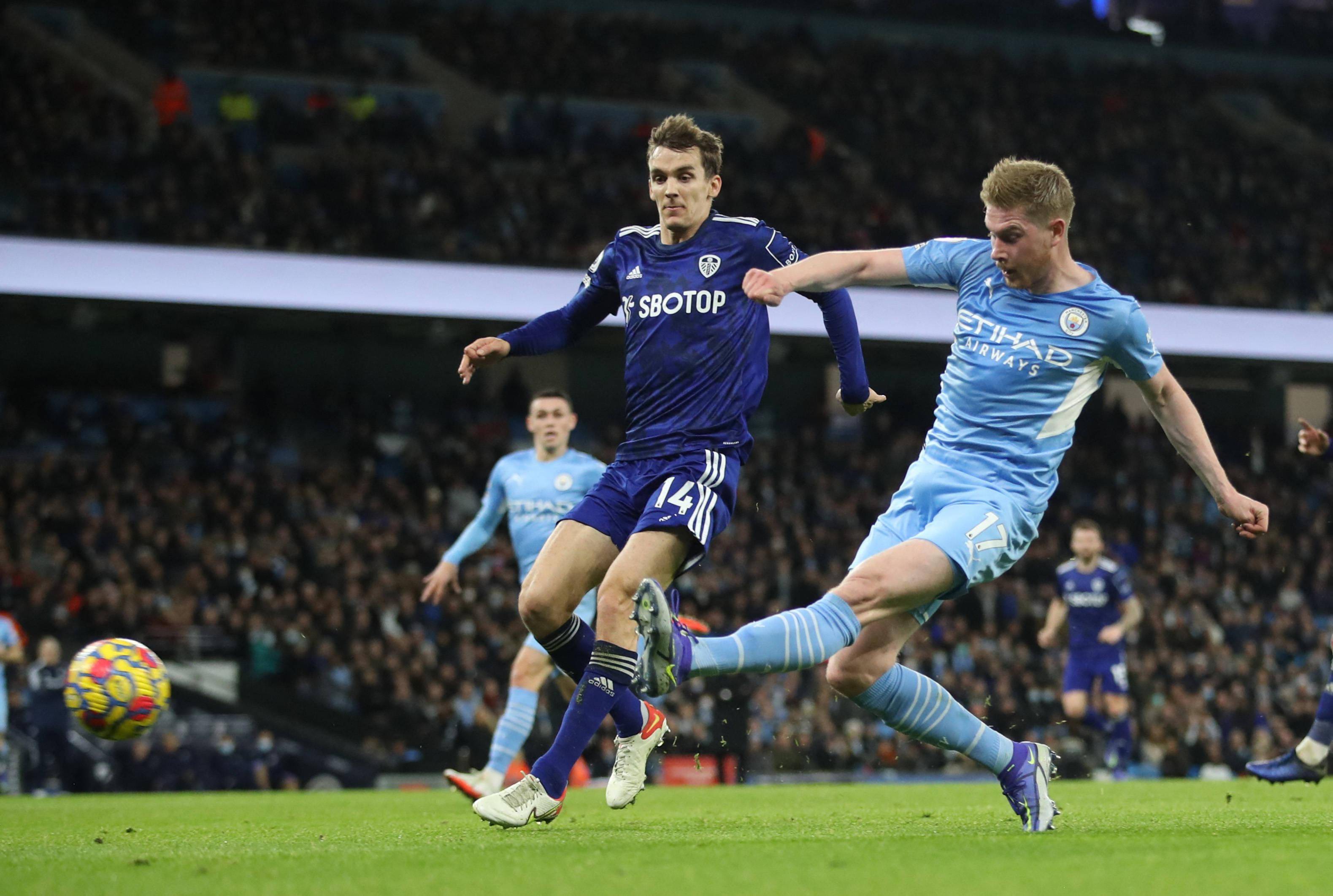 无数球迷悬 无数球迷悬